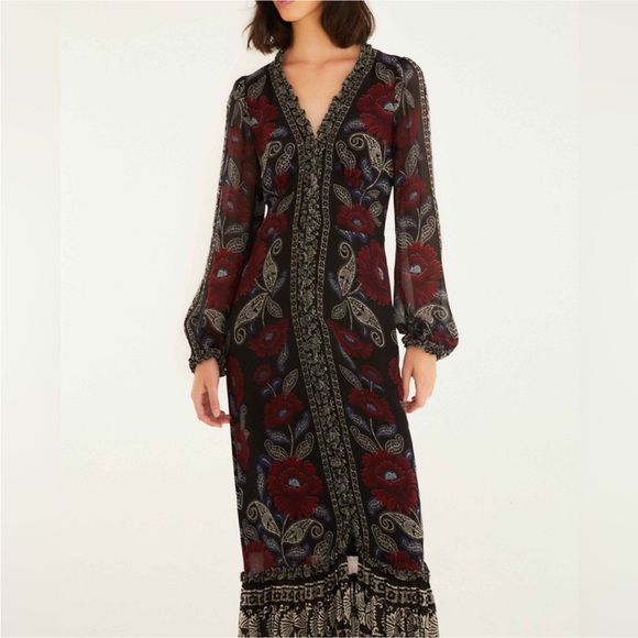 Farm Rio: Black Valentina Ruffled Long Sleeve Midi Dress - Picture 11 of 14